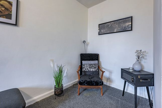 Town house for sale in Hillpark Drive, Glasgow