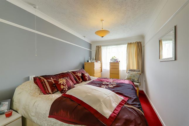 Flat for sale in Upper Shoreham Road, Shoreham-By-Sea