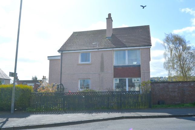 Flat for sale in Wallacestone Brae, Falkirk, Stirlingshire