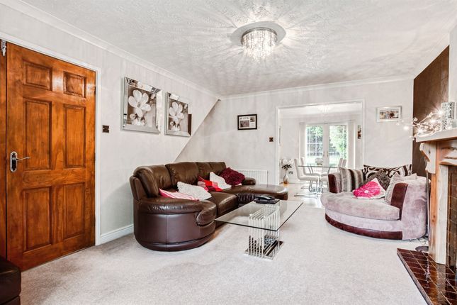 17, Meadowcroft Road, WAKEFIELD photo 3