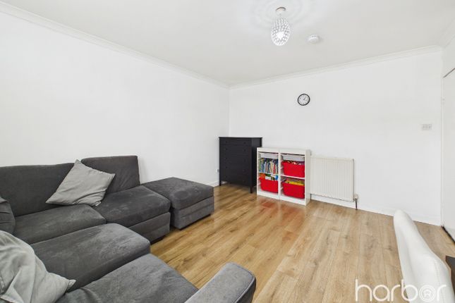 27 Pilrig Street, Carntyne, Glasgow photo 4