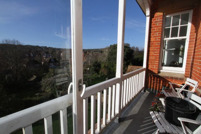 3 Southover, Staveley Road, Eastbourne photo 3