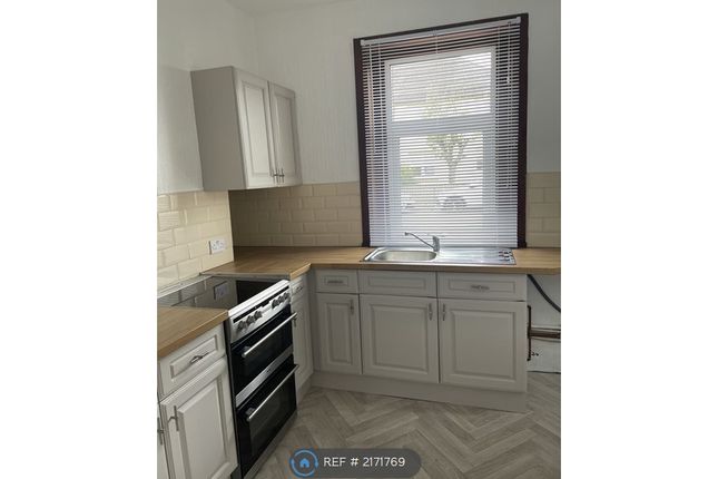 Flat to rent in Drove Loan Crescent, Denny
