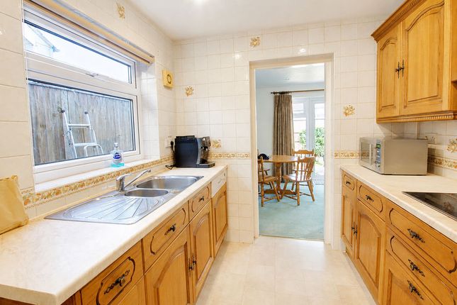 7, Beaumont View, Cheshunt photo 3