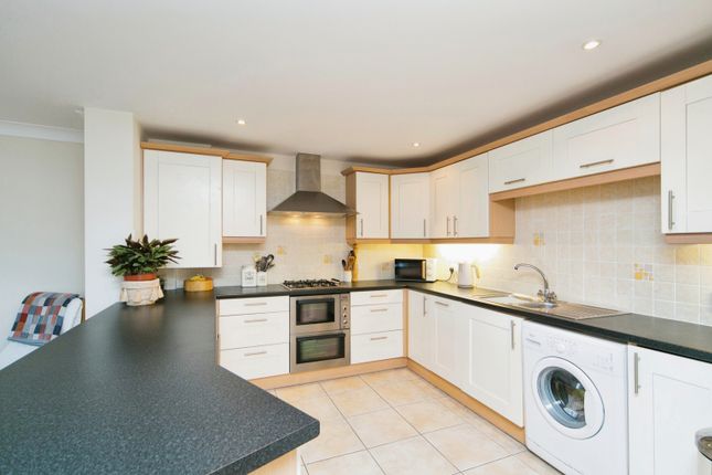 Flat for sale in 5 Deganwy Road, Conwy