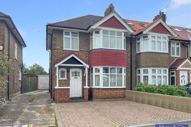 Property for sale in Shirley Drive, Hounslow
