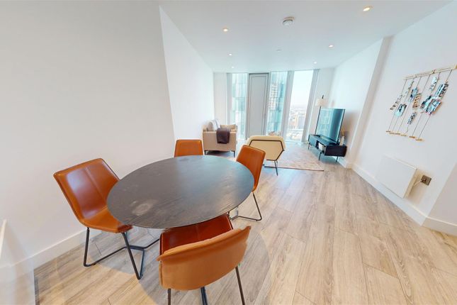 Apartment 3604, Three60, 11 Silvercroft Street, Manchester photo 4