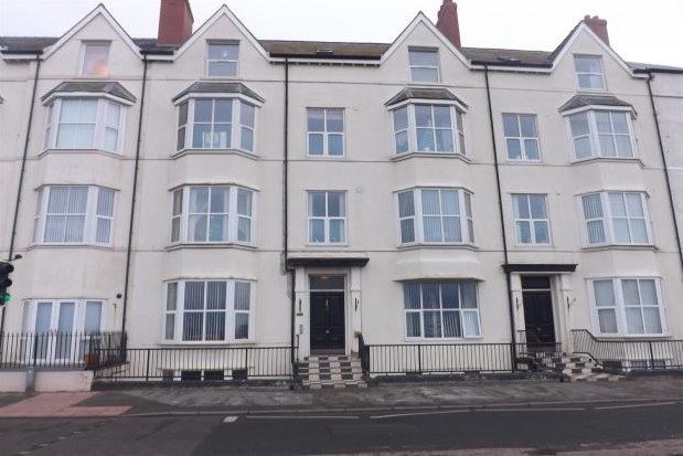 Thumbnail Flat to rent in 48-49 West Parade, Rhyl