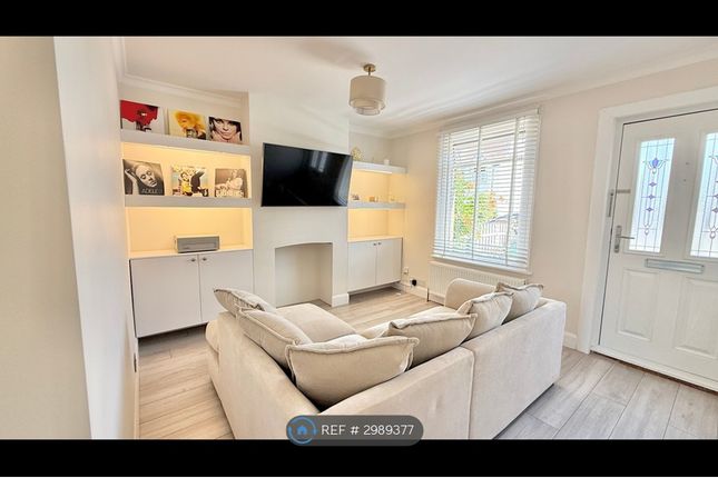 Bernard Road, Wallington photo 2