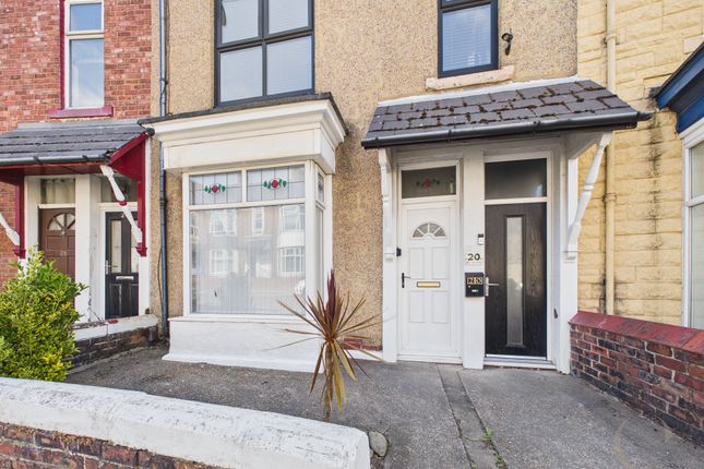 2-bed flat on 22 Marlborough Street North, South Shields, £40,000