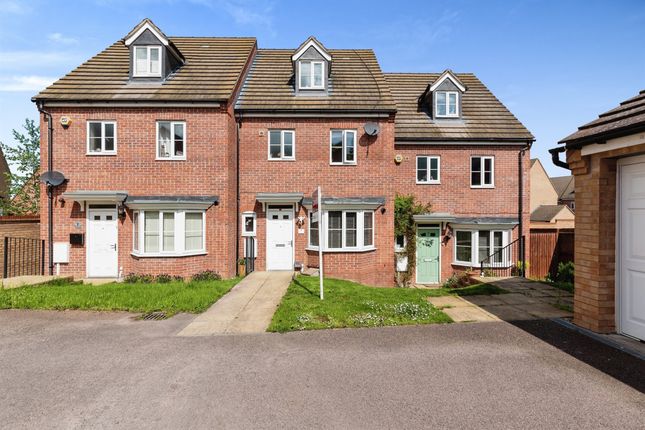 Terraced house for sale in Sudbury Road, Grantham
