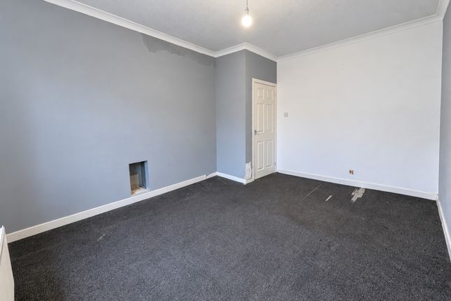 Wallace Avenue, Stevenston photo 3