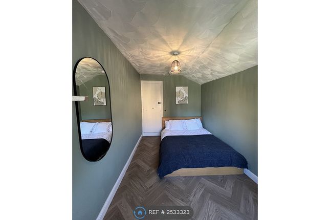 Upstairs Back Bedroom