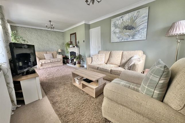 59, Jameson Road, Clacton-On-Sea photo 4