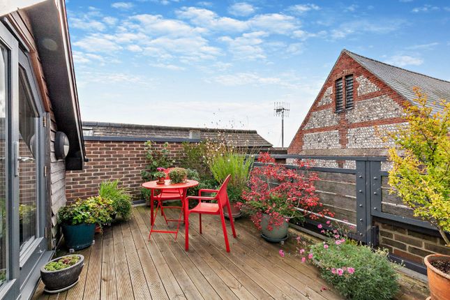38, St. Nicholas Lane, East Sussex photo 2