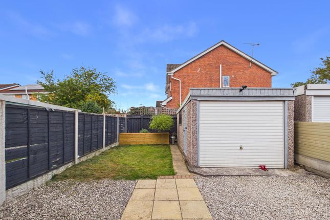 7, Meadow Brook Chase, Normanton photo 4