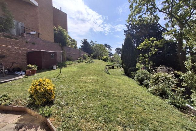 Flat 2, Lonsdale Court,, West Castle Street, Shropshire photo 4