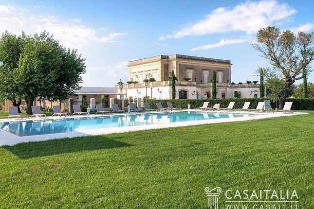 Thumbnail Villa for sale in Via Antonio Quarta, 273, 73043 Copertino Le, Italy