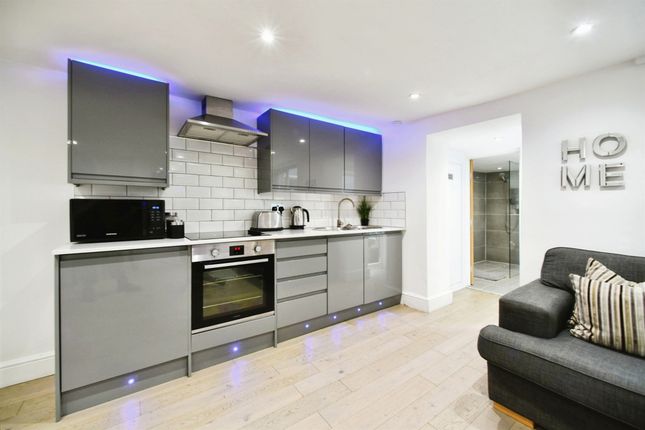 Flat for sale in Egremont Place, Brighton