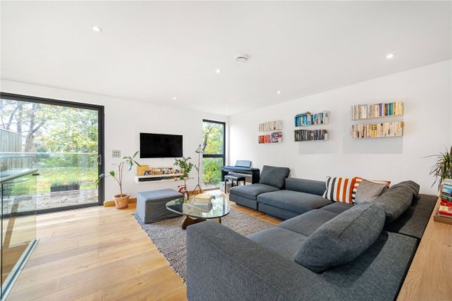 Semi-detached house for sale in Dunstans Road, East Dulwich, London