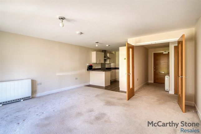 6 Ashbrae, Crookfur Road, Glasgow photo 3