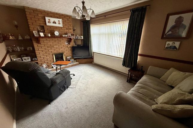 5, Sandringham Road, Wordsley photo 3