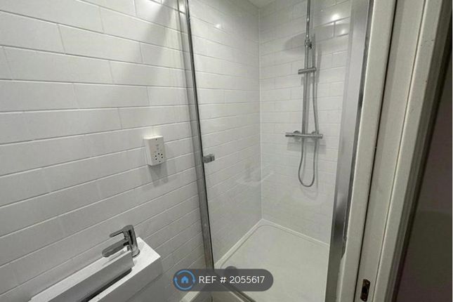 Thumbnail Flat to rent in Richmond Ave, London