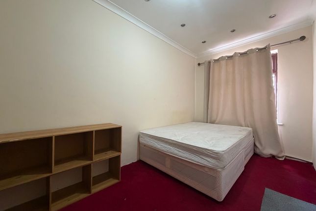 8-bed house on 308, Lady Margaret Road, Southall, £800,000