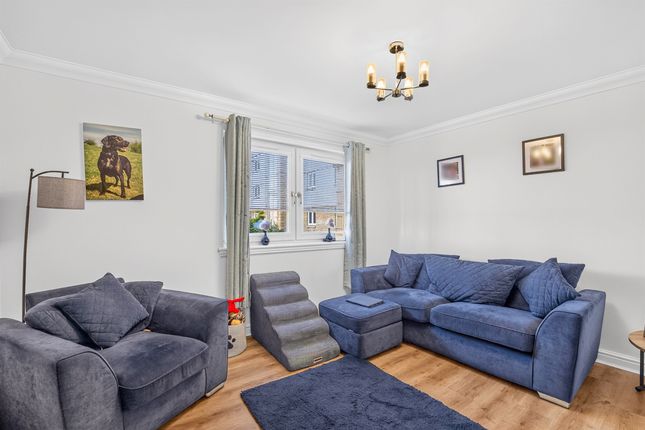 Newlands Court, Bathgate photo 2