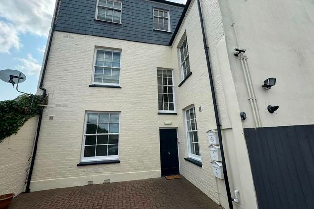 Flat 3, Willow House, Taunton photo 3