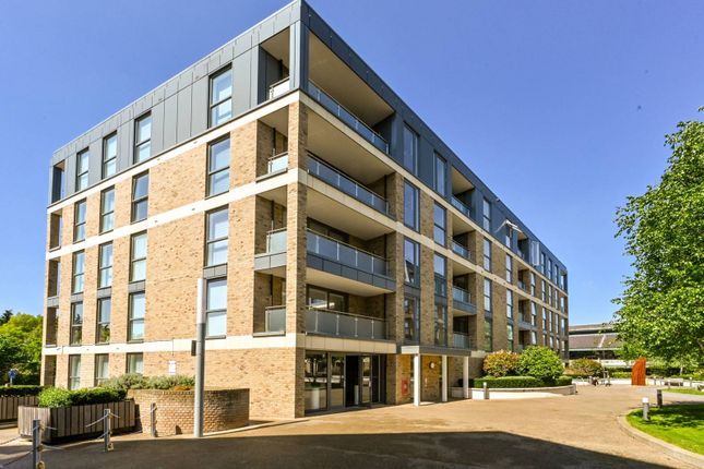 Thumbnail Flat to rent in Levett Square, Kew, Richmond