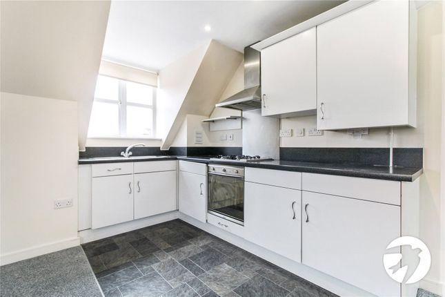 106, Sandpiper Close, Kent photo 4