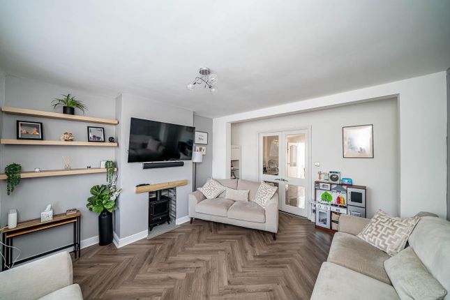 Webbs Estate Agents-3.Jpg