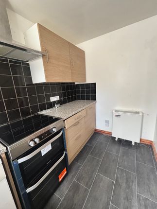 1, Lakeland Avenue, Nottingham photo 4