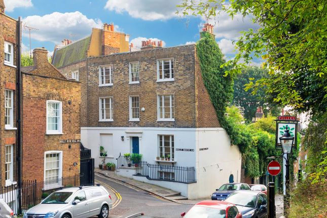 Thumbnail Detached house for sale in Holly Mount, Hampstead, London