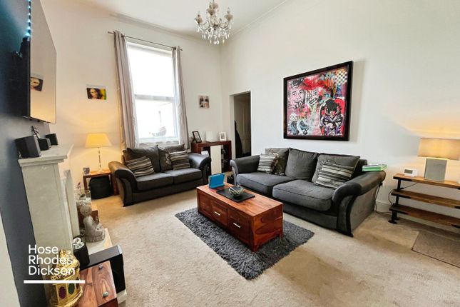 Flat 7, Summer Lea, 19, Broadway, Isle of Wight photo 3