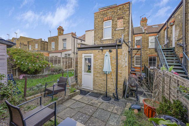 Stanley Road, London photo 4
