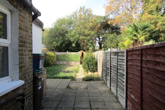 Queens Road, Feltham photo 2