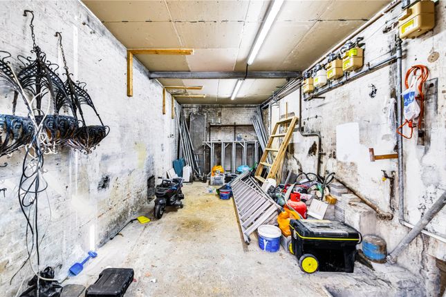 Garage, 21, Lansdowne Square, East Sussex photo 2