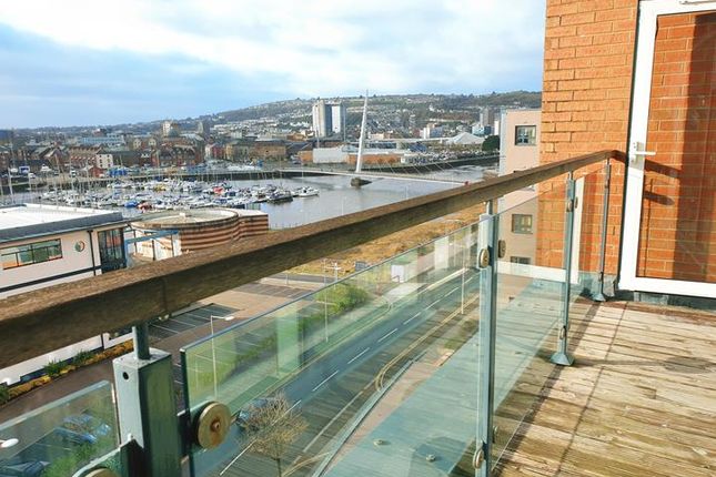 155 Altamar, SWANSEA photo 3