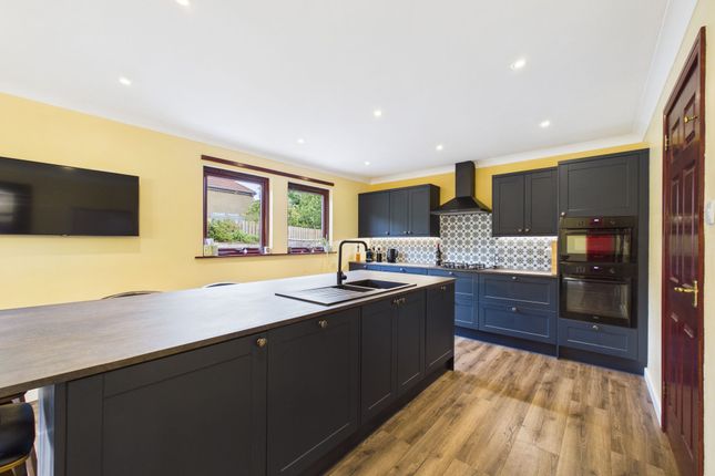 9, Kairnhill Court, Lanark, ML11 photo 2
