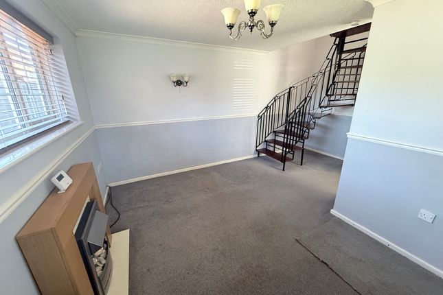 3 Sycamore Close, Burbage photo 2