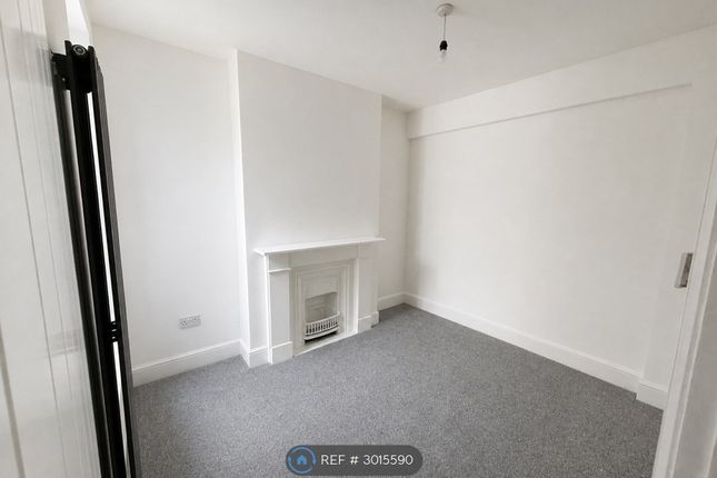 Birchdale Road, London photo 4
