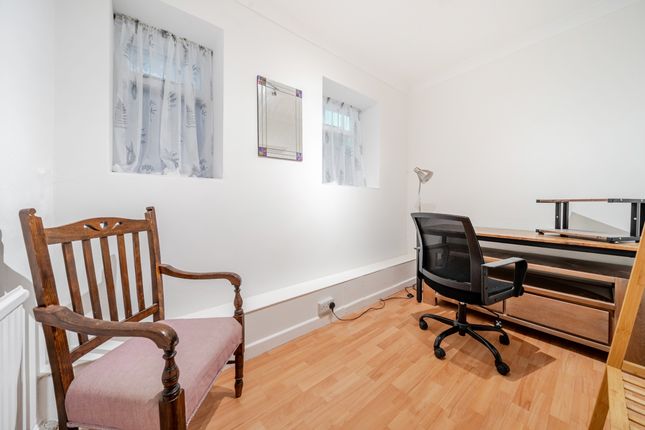 Evesham Road, Cheltenham photo 4