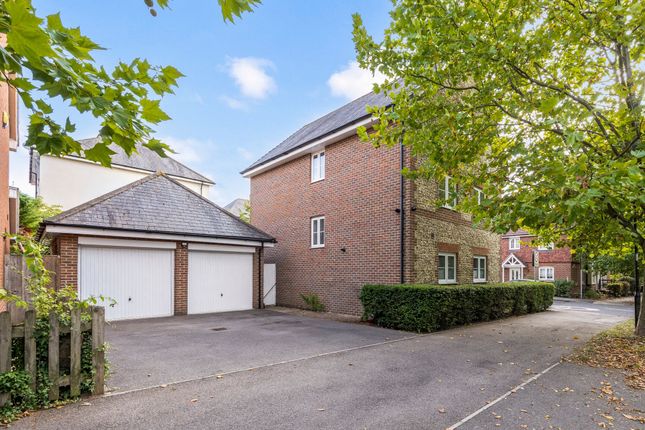 1 Chichester Road, Hailsham photo 4