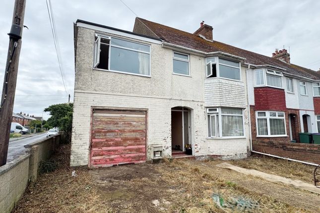 5-bed house on 32 Kings Road, Cheriton, Folkestone, £230,000