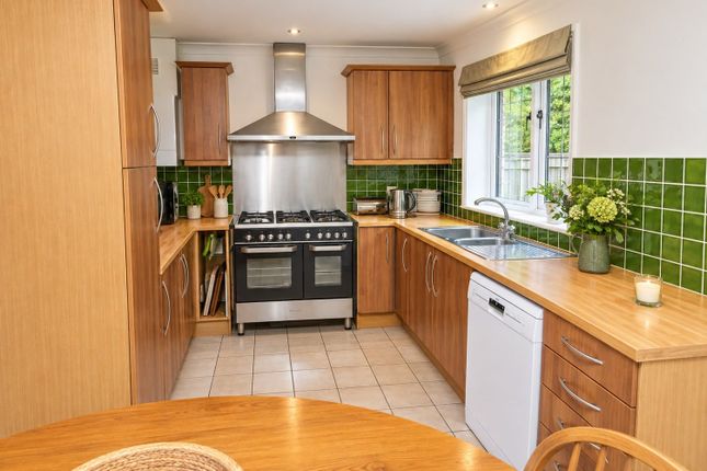 85 Weald Road, Sevenoaks photo 3