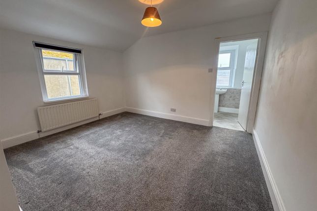 Flat 5, 20 Michael Street, Peel photo 4