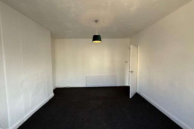 17, Watt Street, Gateshead photo 4
