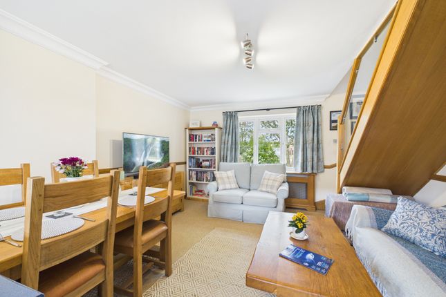 5, Holbrook School Lane, Horsham photo 3